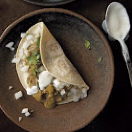 Tacos with Pork in Green Sauce (Tacos de Cerdo en Salsa Verde)