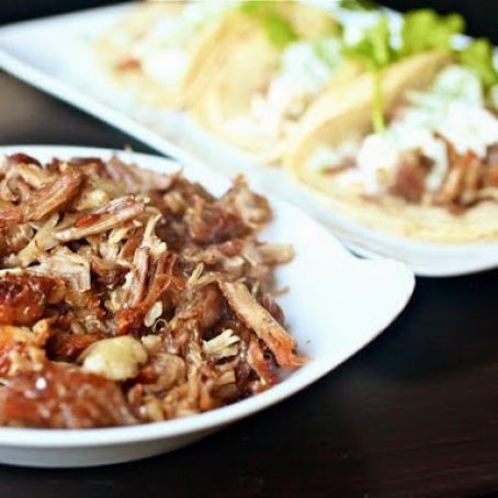 Tacos de Carnitas with Salsa Verde