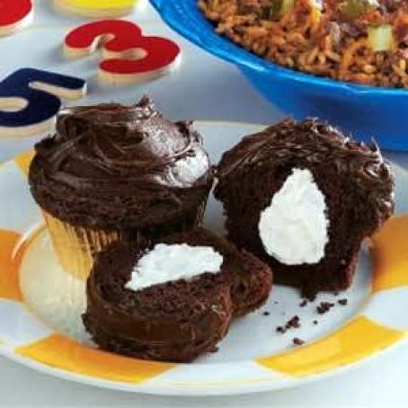 Creamy Center Chocolate Cupcakes