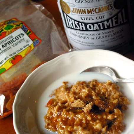 Overnight Oatmeal with Apricots and Buttermilk