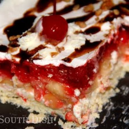 Layered Banana Split Dessert