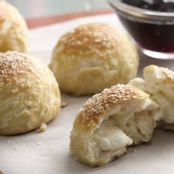 Mozzarella Stuffed Pretzel Bites