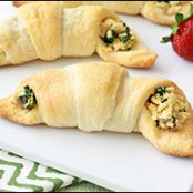 Veggie-Scramble Crescent Puffs