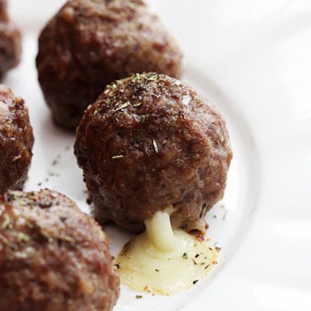 meatballs - Slow Cooker Mozzarella Stuffed Meatballs - Creme De La Crumb