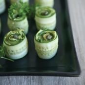 CUCUMBER ROLLS HORS D’OEUVRES WITH CREAMY AVOCADO SPREAD