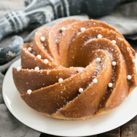 White Chocolate Bundt Cake