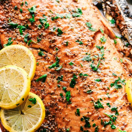 Garlic Brown Sugar Glazed Salmon (The Best Salmon Ever!)