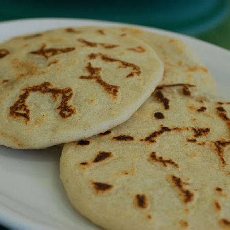 Chicken & Cheese Pupusas Recipe