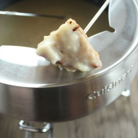 Grilled Cheese Fondue