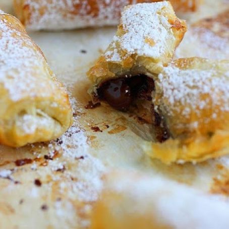 3-Ingredient Cheater’s Chocolate Croissants