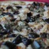 Mediterranean Chicken Pizza