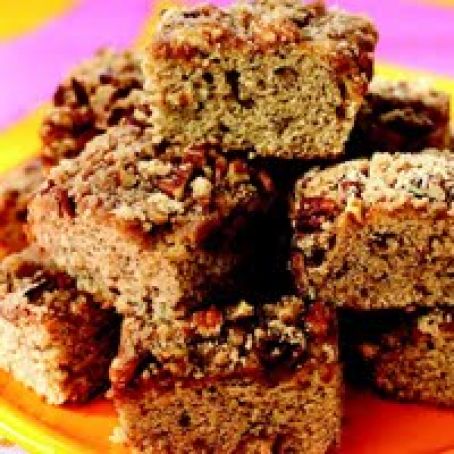 Banana Cake with Pecan-Crumb Topping