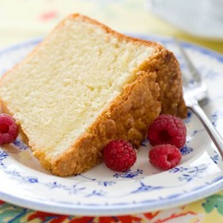 Cake: Cold Oven Pound Cake