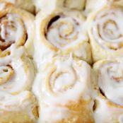 Easy Mini Pumpkin Cinnamon Rolls