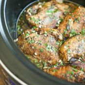 SLOW COOKER BALSAMIC CHICKEN
