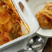 Cheesy Scalloped Potatoes with Ham