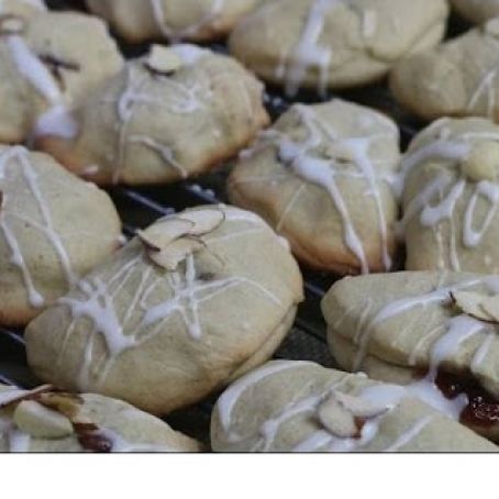 Sandi's Almond & Raspberry Filled Mojo Cookies