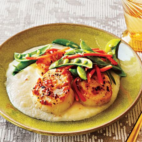 Seared Scallops with Cauliflower Purée
