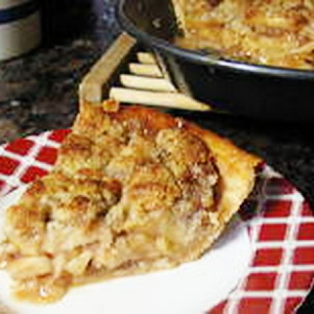 Apple Crisp Pie