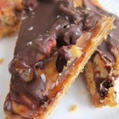 Salted Caramel Pecan Bars