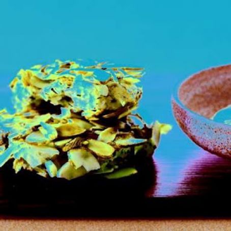 ALMOND CRSTD SHRIMP CAKES w/LEMON MAYO