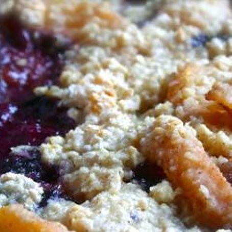 Blueberry Peach Crisp