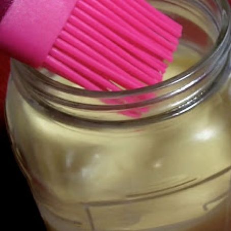 Homemade Baking Spray (Pan Release Spray)