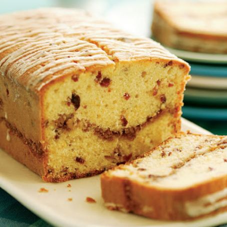 CRANBERRY STREUSEL POUND CAKE