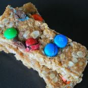 Oatmeal: Baked M&M Oatmeal Bars