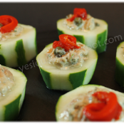 PEPINO RELLENO DE ATUN