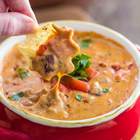 Chicken Cluck Queso