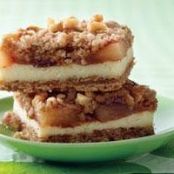 Apple Streusel Cheesecake Bars