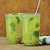Cocktails (Kiwi Mojitos)