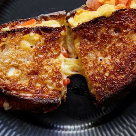 Grilled Cheese with Fresh Tomatoes