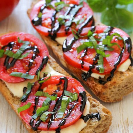 French Bread Pizza Caprese