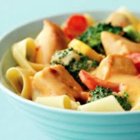 Creamy Chicken, Vegetables & Noodles