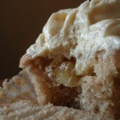 Caramel Apple Pie Cupcakes
