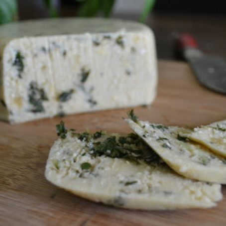 How to Make Smoky Pesto Cashew Cheez