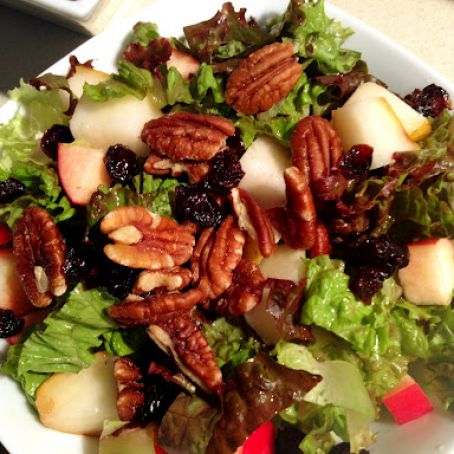 Autumn Mixed Greens Salad