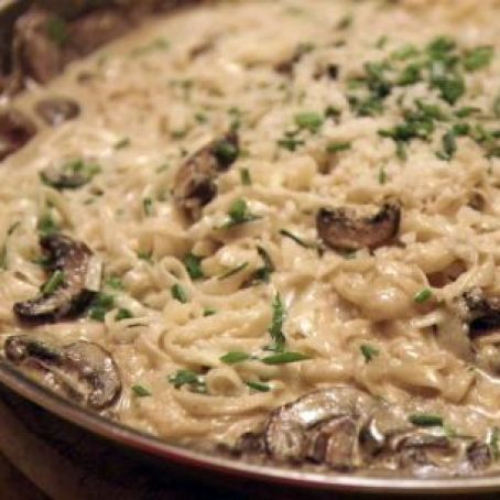 Fettuccine with White Truffle Butter and Mushrooms