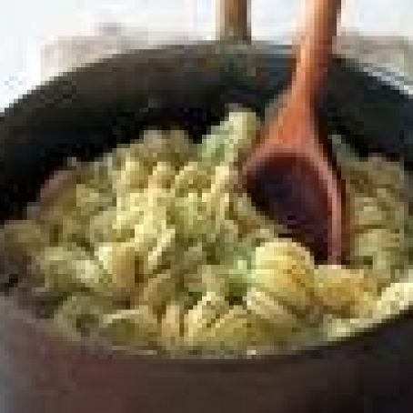 Fusilli with zucchini, mascarpone and ricotta