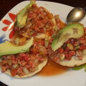 TOSTADAS DE CEVICHE CON AGUACHILE ROJO