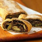 Choco-Peanut Butter-Banana Breakfast Strudel