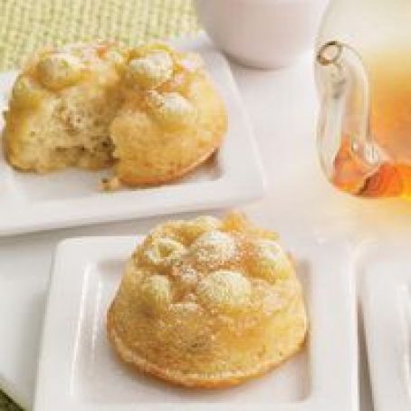 Tiny Grape Upside-Down Cakes
