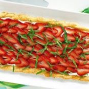Strawberry Tart with Vanilla Mint Cream