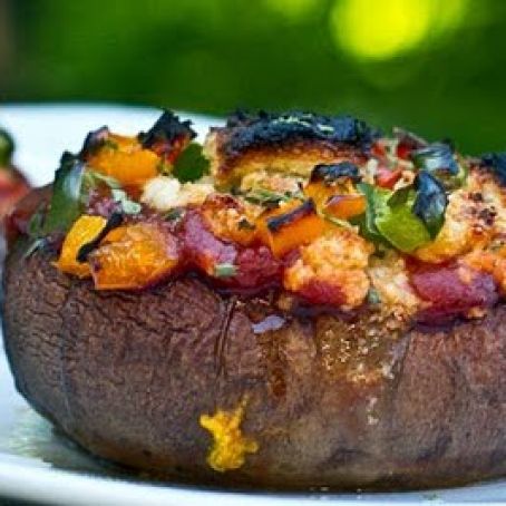Portabella Pizza with Cashew Basil Cheese Sauce