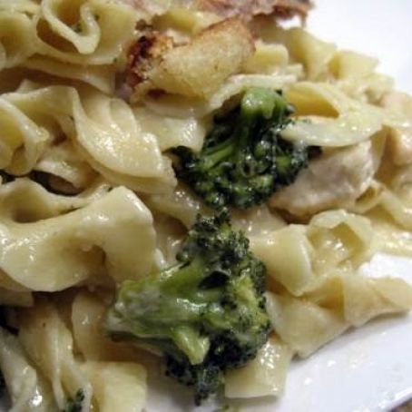 Tanja’s Creamy Chicken over Egg Noodles