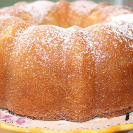 One-Bowl Kentucky Butter Cake