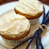 Double Vanilla Cupcakes