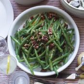 Green Beans with Pecans and Maple Vinaigrette